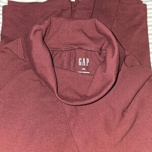 GAP XXL burgundy turtle neck